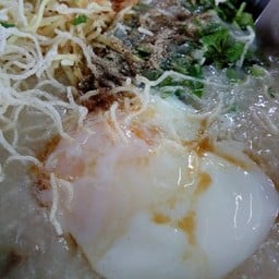 โจ๊กข้าวข้นแปดริ้ว ตลาดสดสันกำแพง