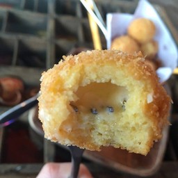 ชีสไม่เยอะ