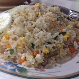 ช้าวผัดหมู