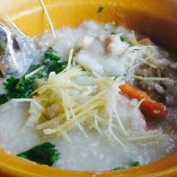โจ๊กหม้อใหญ่