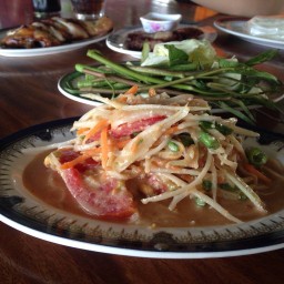 ส้มต ยำแซ่บ เจ๊บังอร