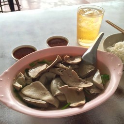 ต้มเลือดหมูพิเศษ