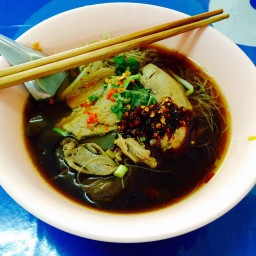 เส้นหมี่เป็ด