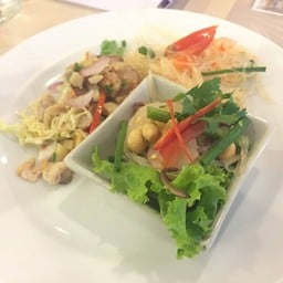 ยำวุ้นเส้น