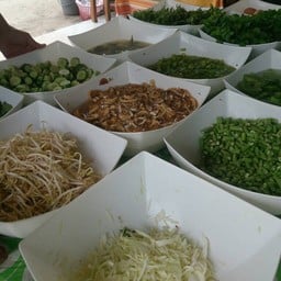 ย่าติ๊ก