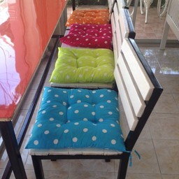 เลือกนั่งได้ค่ะ ตามสีที่ชอบ 