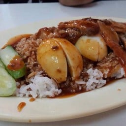 ข้าวหมูแดง สาธุประดิษฐ์ 58