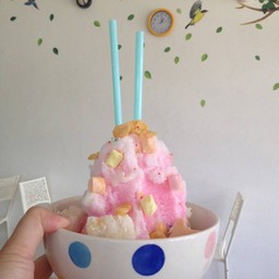 ปังเย็นฟรุ้งฟริ้ง สมชื่อใช่ไหมล่ะ