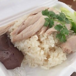 เฮียเล็กสาย3ข้าวมันไก่  ต้มเลือดหมู