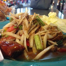 ส้มตำแม่สังวาลย์