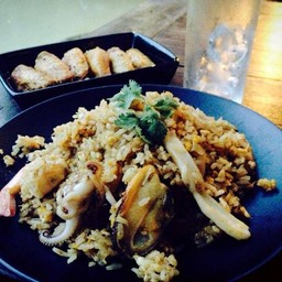 ข้าวผัดทะเล 70 บาท ดูเครื่องแล้วสงสัย ว่าร้านได้กำไรบ้างป่าว
