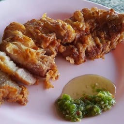ข้าวแกงเมืองเพชร