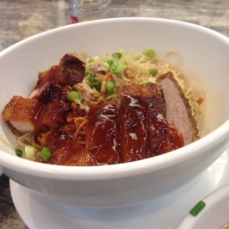 บะหมี่ดูเหมือนอร่อยแต่รสไม่ดีเลย