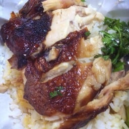 ข้าวไก่อบ น้องเกรฟ