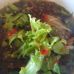 ก๋วยเตี๋ยวลุงปลีก