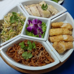 ออเดริ์ฟ 4 อย่าง แมงกระพรุน กับ ฟองเต้าหู้ไส้กุ้ง ขายดี