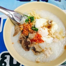 โจ๊กเจ้อ้อย
