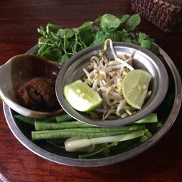 เฝอ ไม่รู้จักชื่อที่หลวงพระบาง