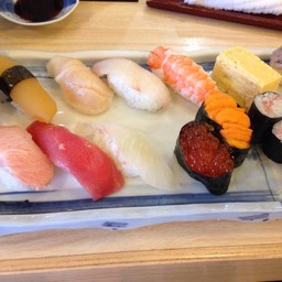 Standard Sushi Mix 2480yen