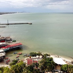 จิบกาแฟชมวิวหัวหินยามบ่าย