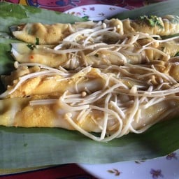 ไข่ม้วนเห็ดเข็มทอง ทองเครื่องและธรรมดา