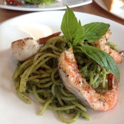 สปาเกตตี้เพสโต้กุ้งย่าง