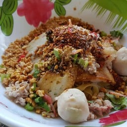 อาหารตามสั่ง วัดพืชมงคล