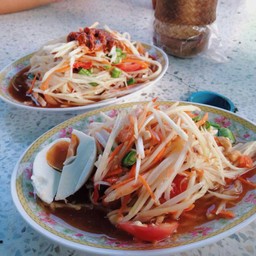 ศูนย์อาหารและตลาดนัดสุวรรณภูมิ