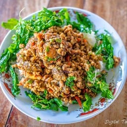 ป้านีอาหารตามสั่ง พิจิตร หน้าแฮปปี้พลาซ่า