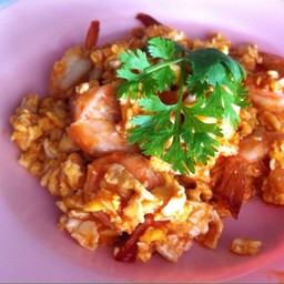 ไข่ผัดกุ้งซอสมะเขือเทศ