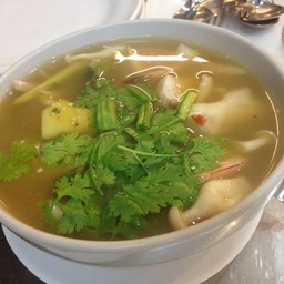 ต้มยำรวมมิตร แซ่บ