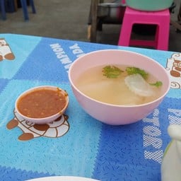 น้องภูมิ ข้าวมันไก่ตอน สาขา2 2