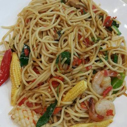 ร้านผัดไทบ้านริมน้ำ