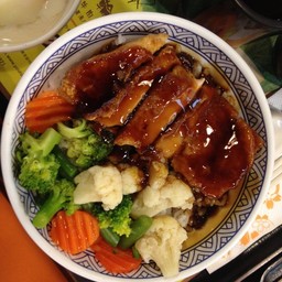 ข้าวหน้าไก่กับผัก