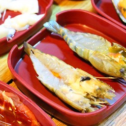 กุ้งแม่น้ำ 2 ตัว (38 บาท)