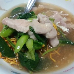 ราดหน้าหมูหมัก