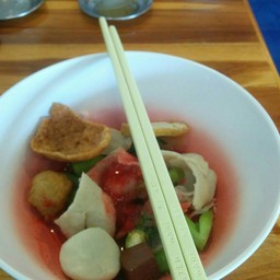ก๋วยเตี๋ยวสมปอง 2