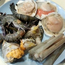 Marina Bay Bbq Steamboat Buffet