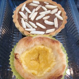 ทาร์ตไข่และทาร์ตอัลมอนด์สูตรโปรตุกีส