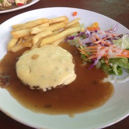 สเต็กหมูชีทททท 60 บาท