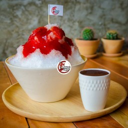 เม้าเท่น สตรอเบอร์รี่ 