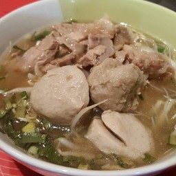ลูกชิ้นลูกใหญ่มาก