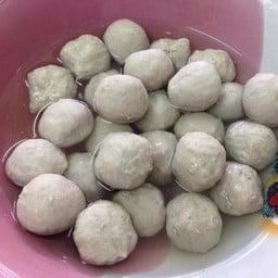 ลูกชิ้นเนื้อ ลูกชิ้นเอ็นลวก