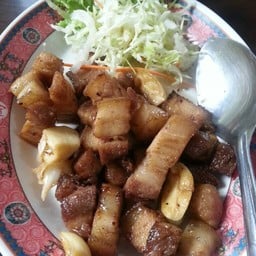 หมูสามชั้นคั่วเกลือ