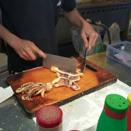 ร้านปลาหมึกสดทอด