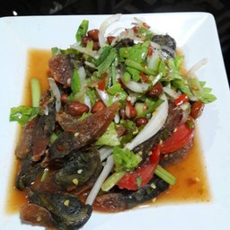 ยำไข่เยี่ยวม้า