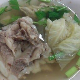 ข้าวต้มปลา สาขา 2 คู้บอน 27