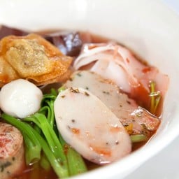 เย็นตาโฟสุดจี๊ดรสดั้งเดิมจากพัทยา