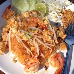 Kirati Beach Resort & Resturant