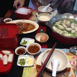 MK Restaurants ตั้งฮั้วเส็ง